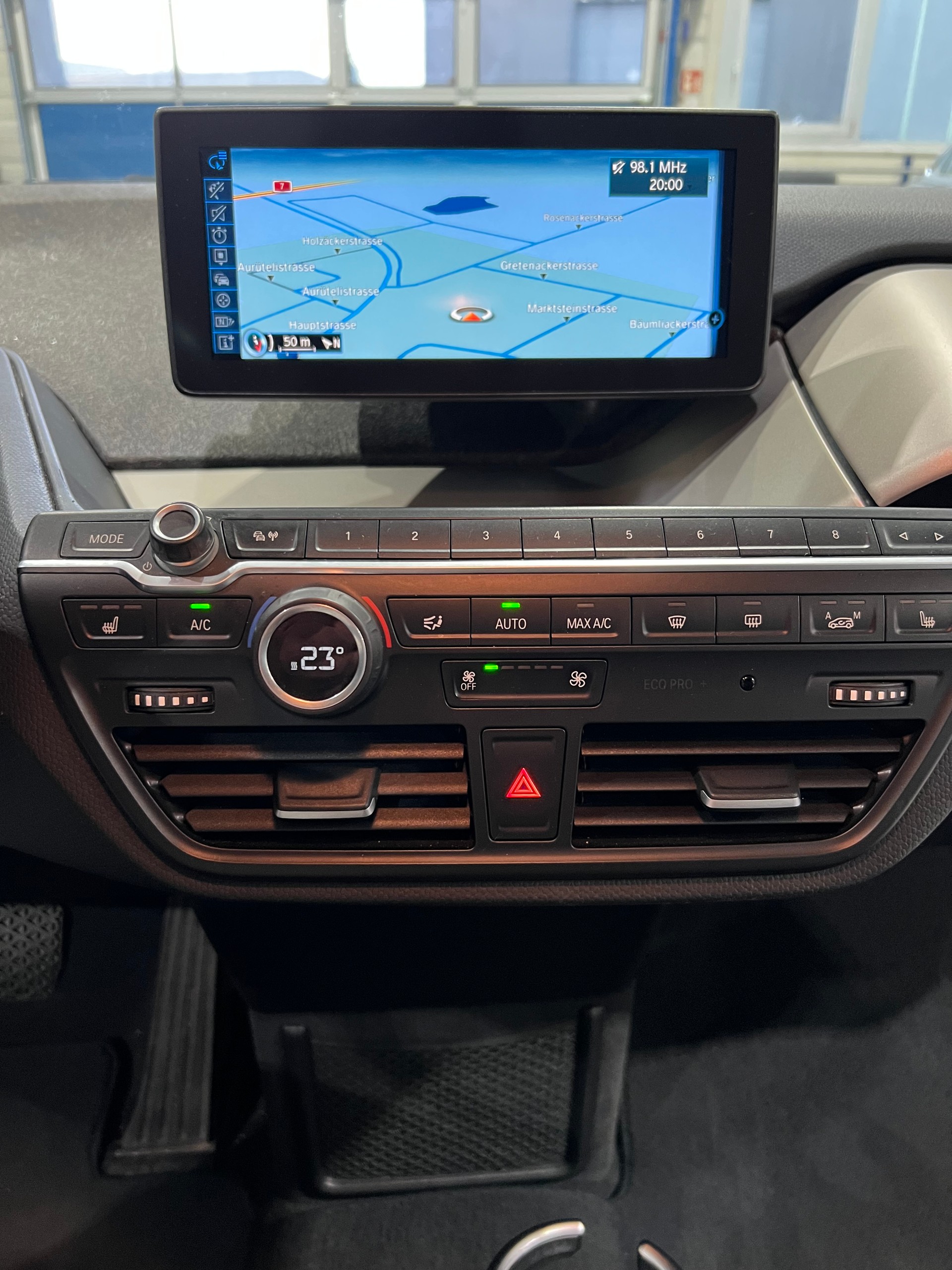 BMW i3 (60Ah)**Top Zustand,Rückfahrtkam,CH Auslieferung,Frisch ab MFK**-image-10