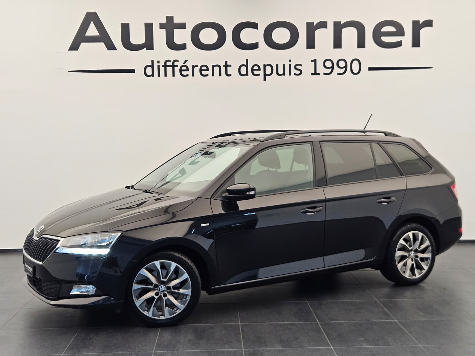 SKODA Fabia Combi 1.0 TSI Clever DSG-image-0
