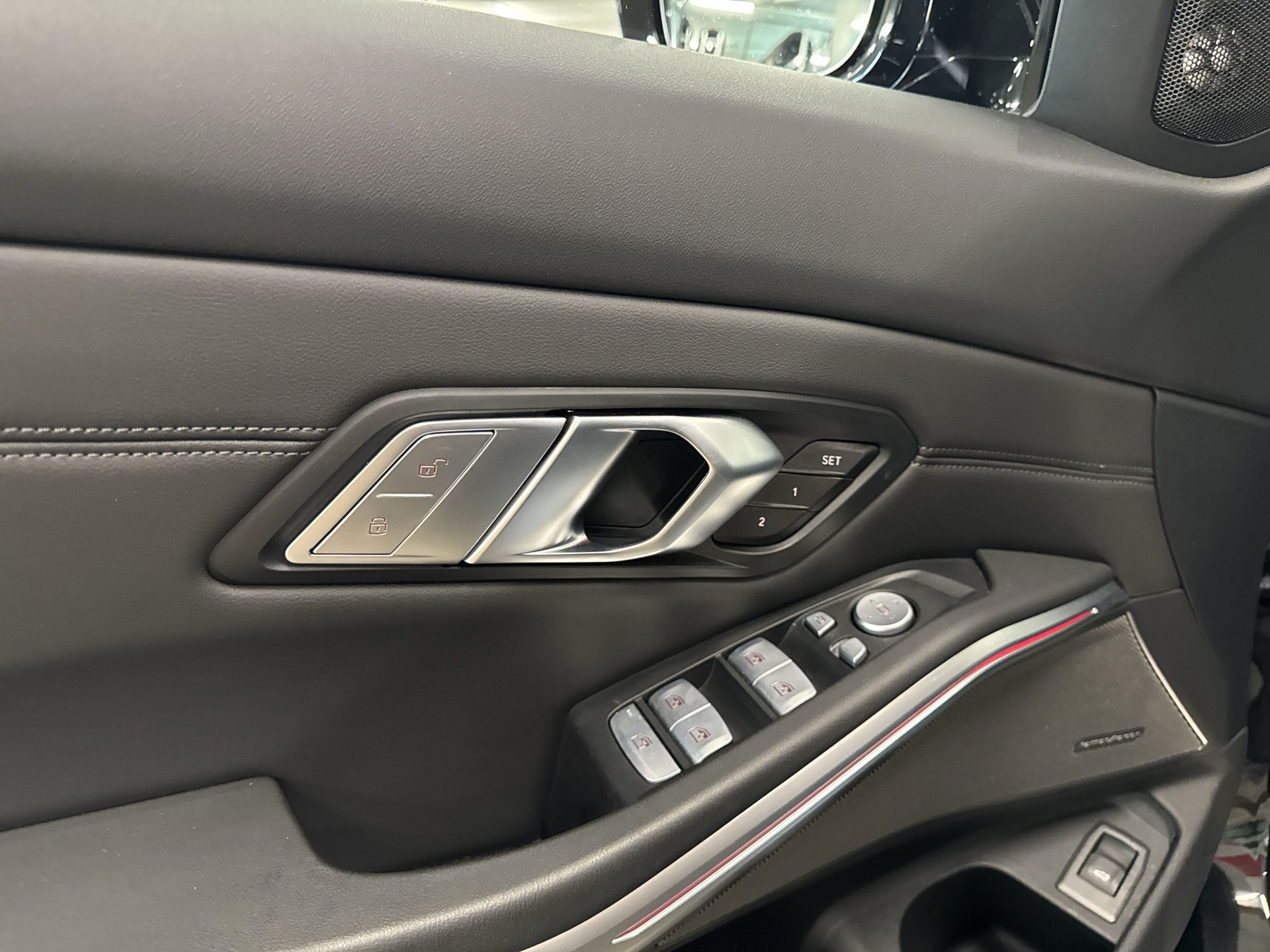 BMW M3 Competition M xDrive-image-15