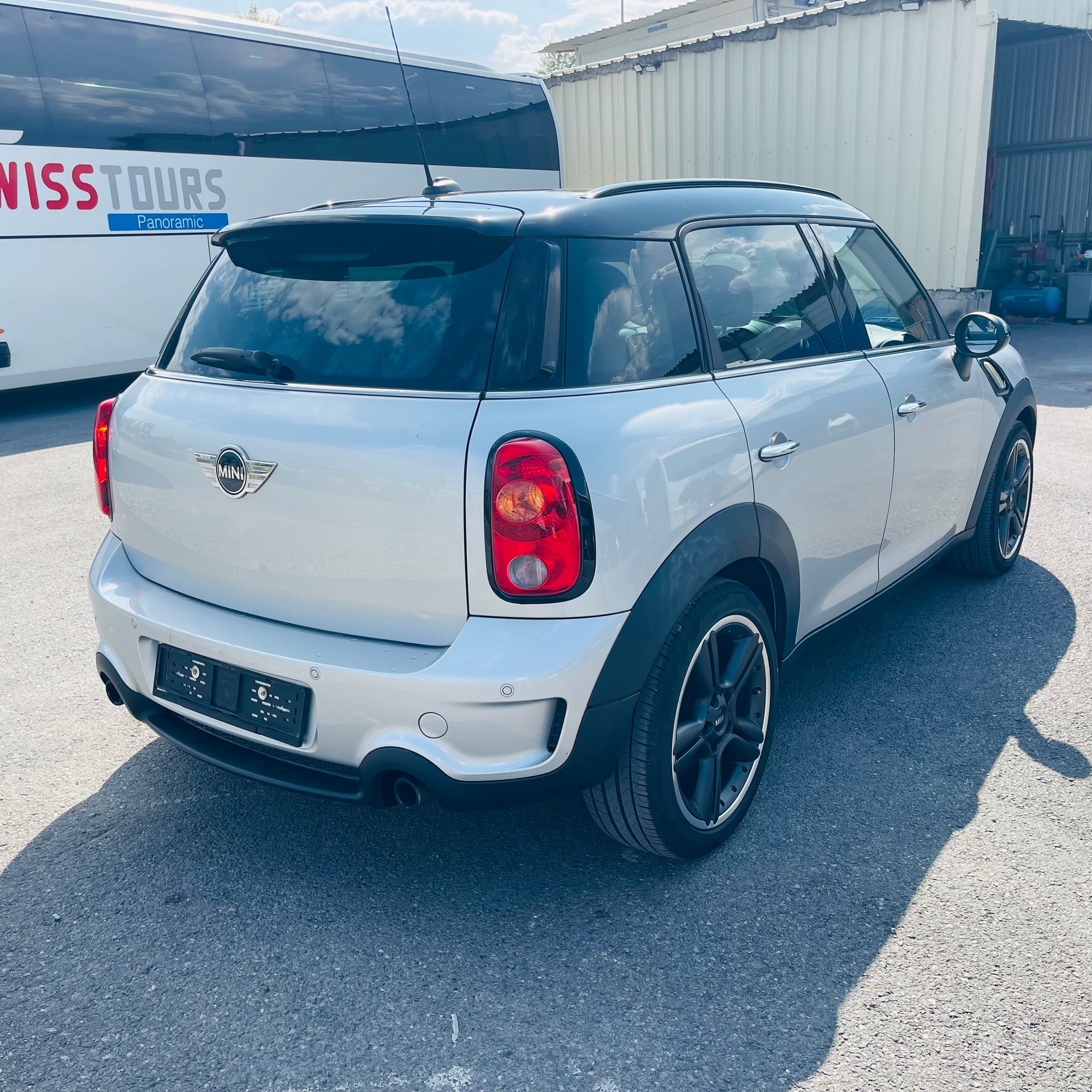 MINI Countryman Cooper S ALL4-image-3