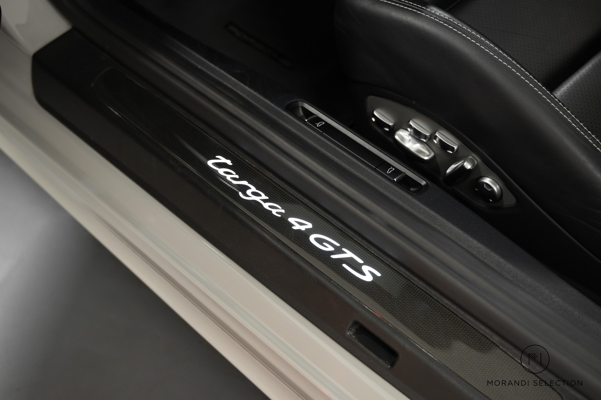 PORSCHE 911 Targa 3.0 Targa 4 GTS PDK-image-31