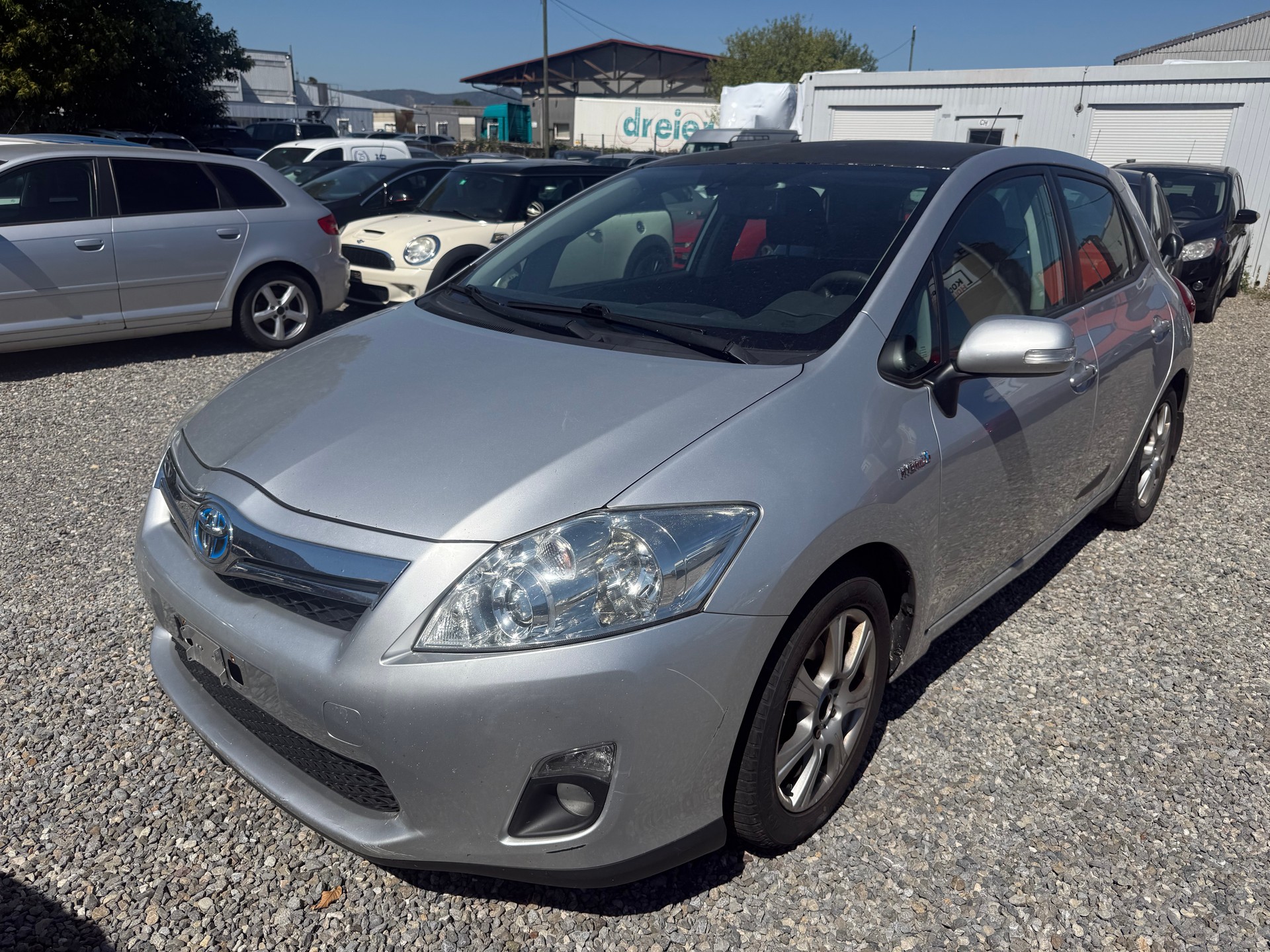TOYOTA Auris 1.8 16V HSD Linea Sol-image-0