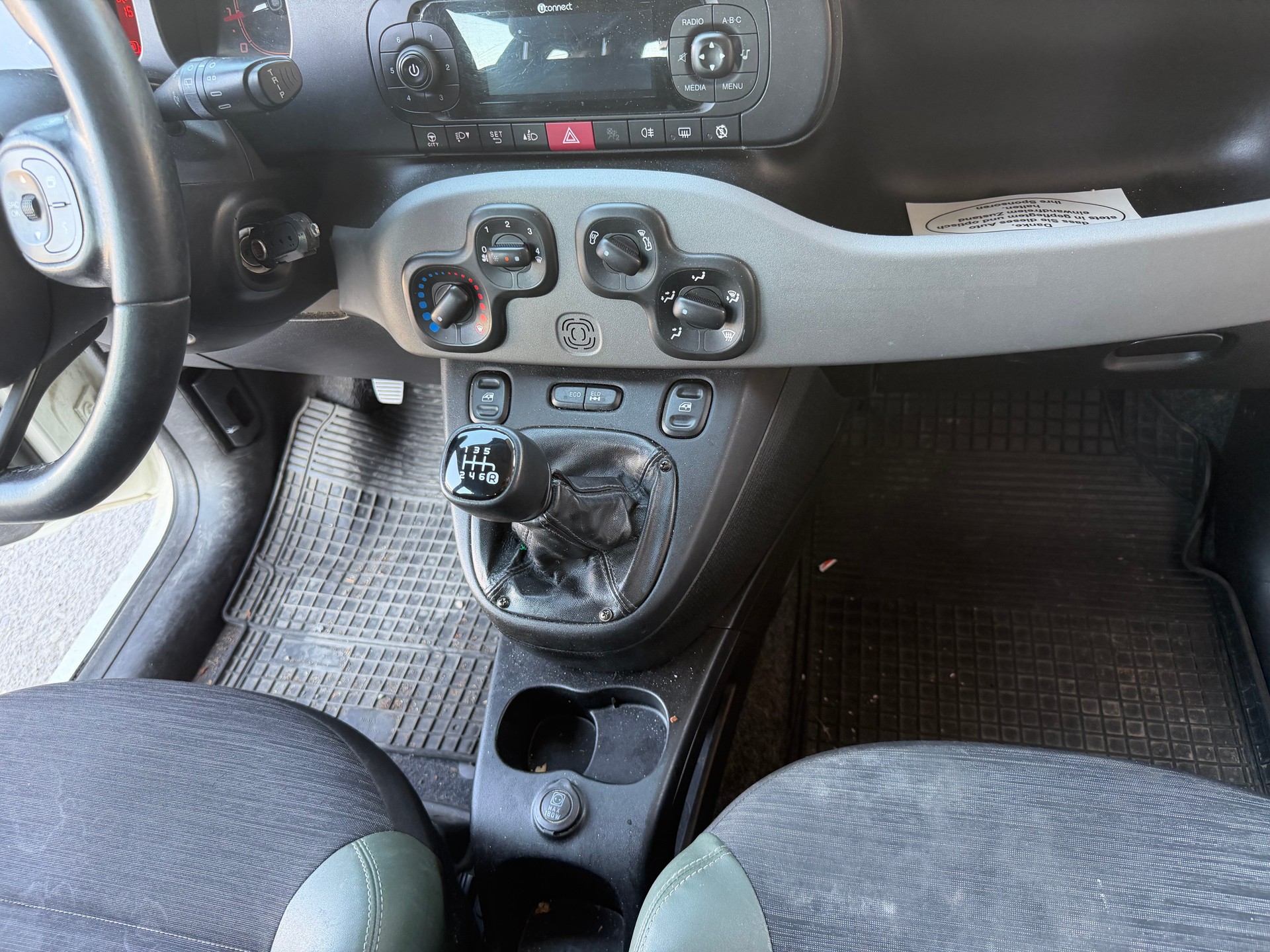 FIAT Panda 0.9 Twinair Turbo Climbing 4x4-image-9
