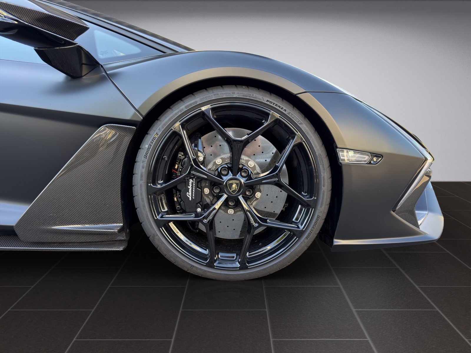 LAMBORGHINI Revuelto Coupé 6.5-image-8