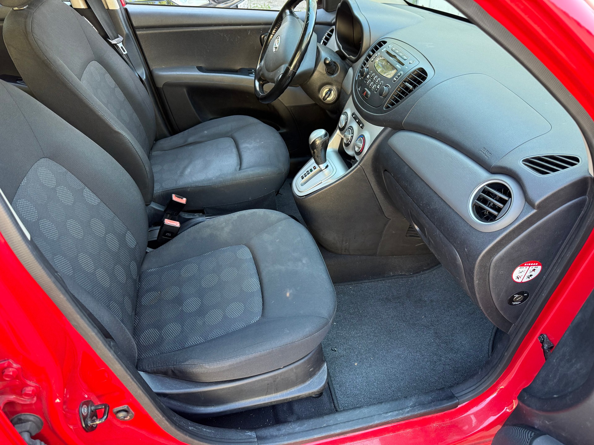HYUNDAI i10 1.2 Style Automatic-image-6