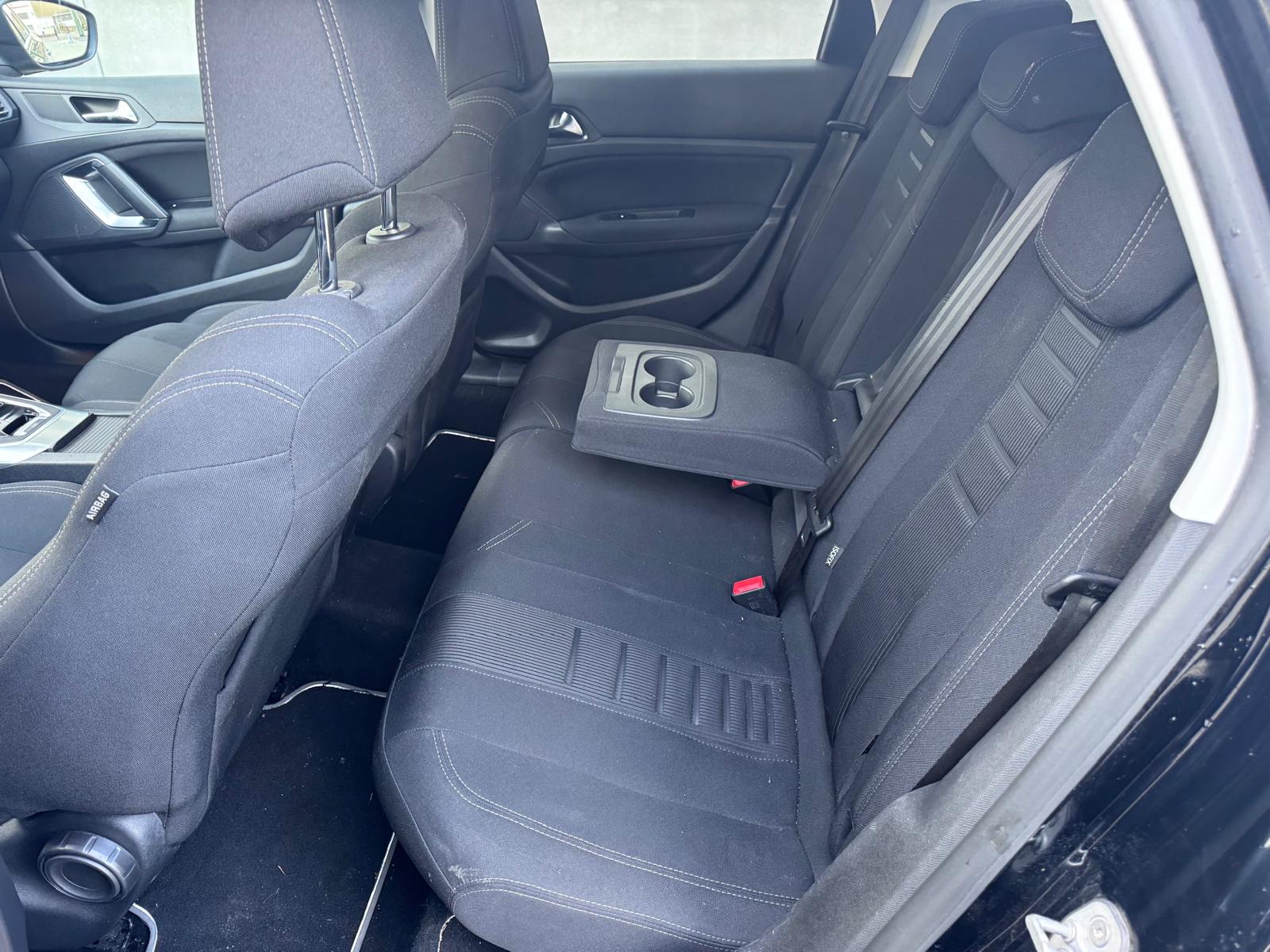 PEUGEOT 308 SW 2.0 BlueHDI Active Automatic-image-9