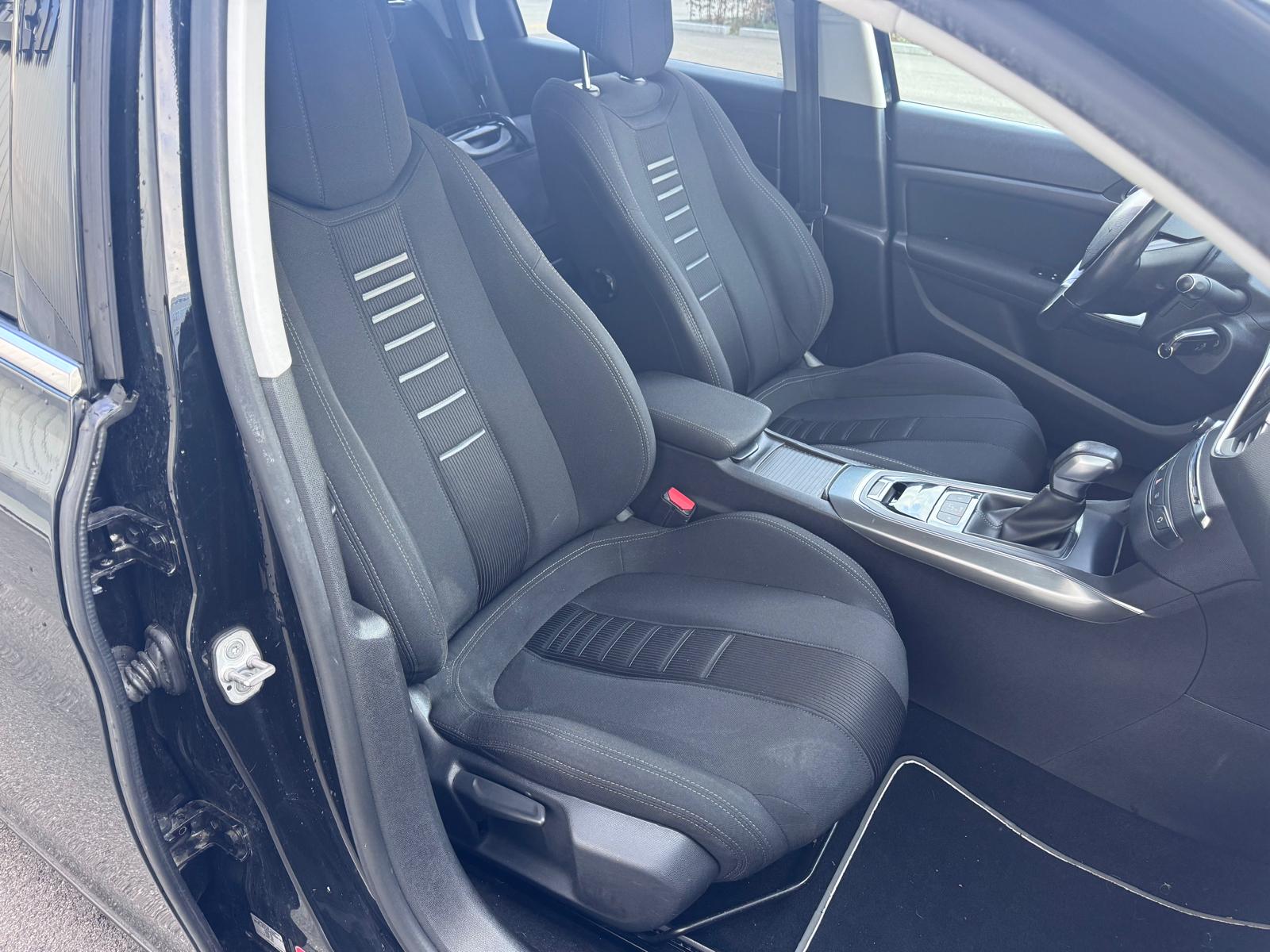 PEUGEOT 308 SW 2.0 BlueHDI Active Automatic-image-8