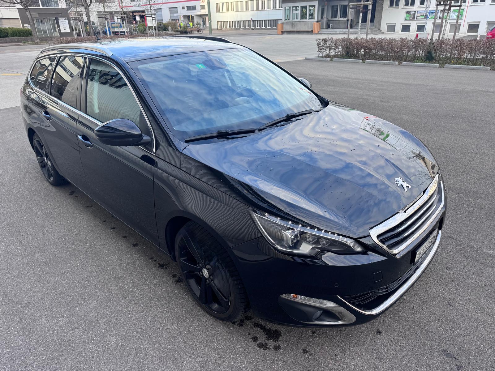PEUGEOT 308 SW 2.0 BlueHDI Active Automatic-image-3