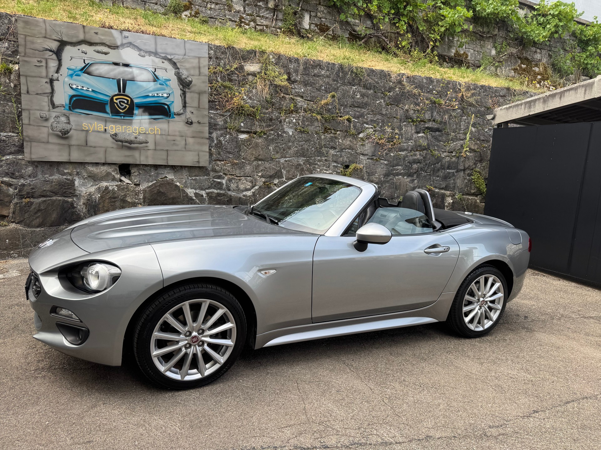 FIAT 124 Spider 1.4 TB-image-2