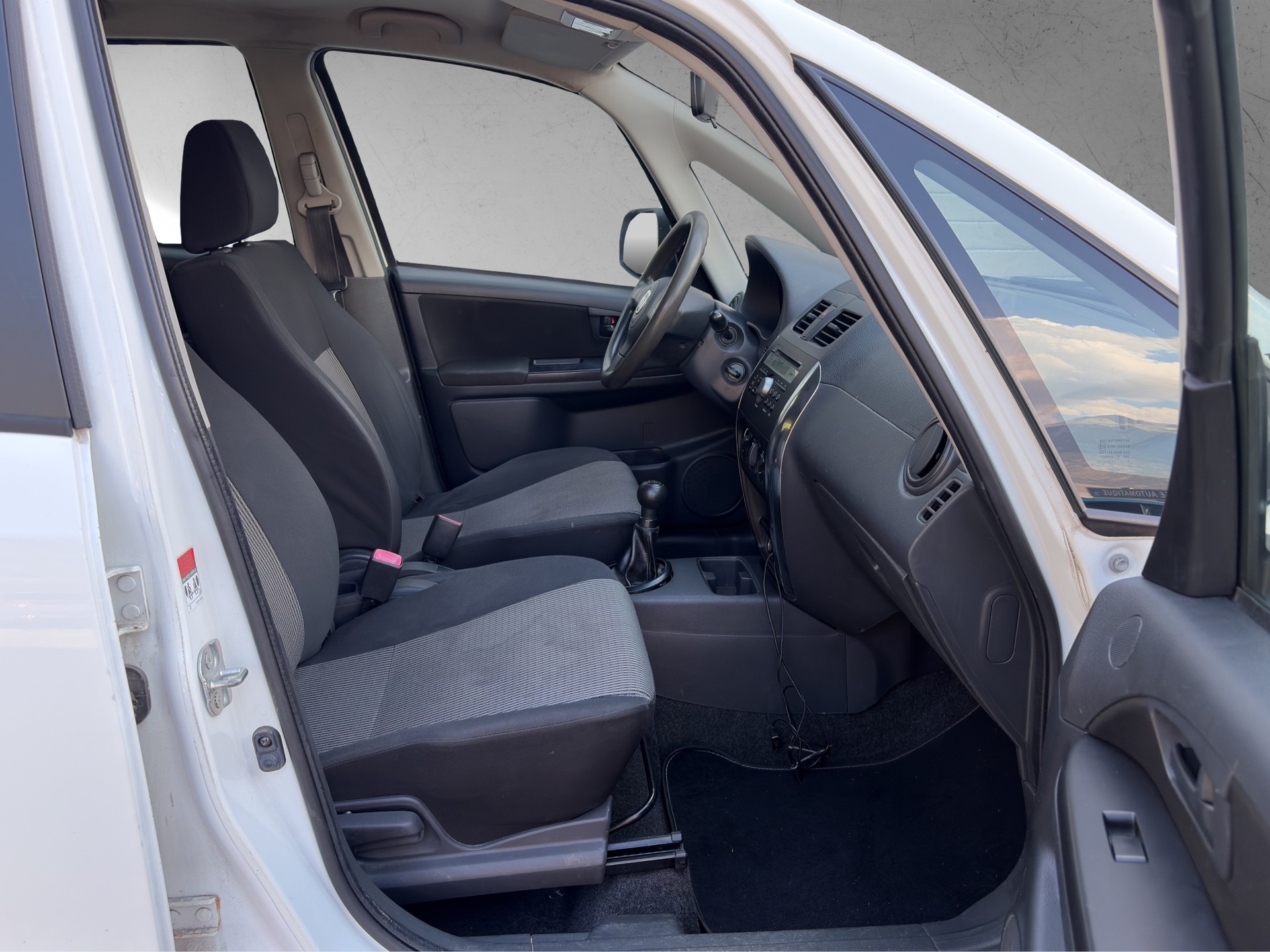 FIAT Sedici 1.6 4WD Emotion-image-9