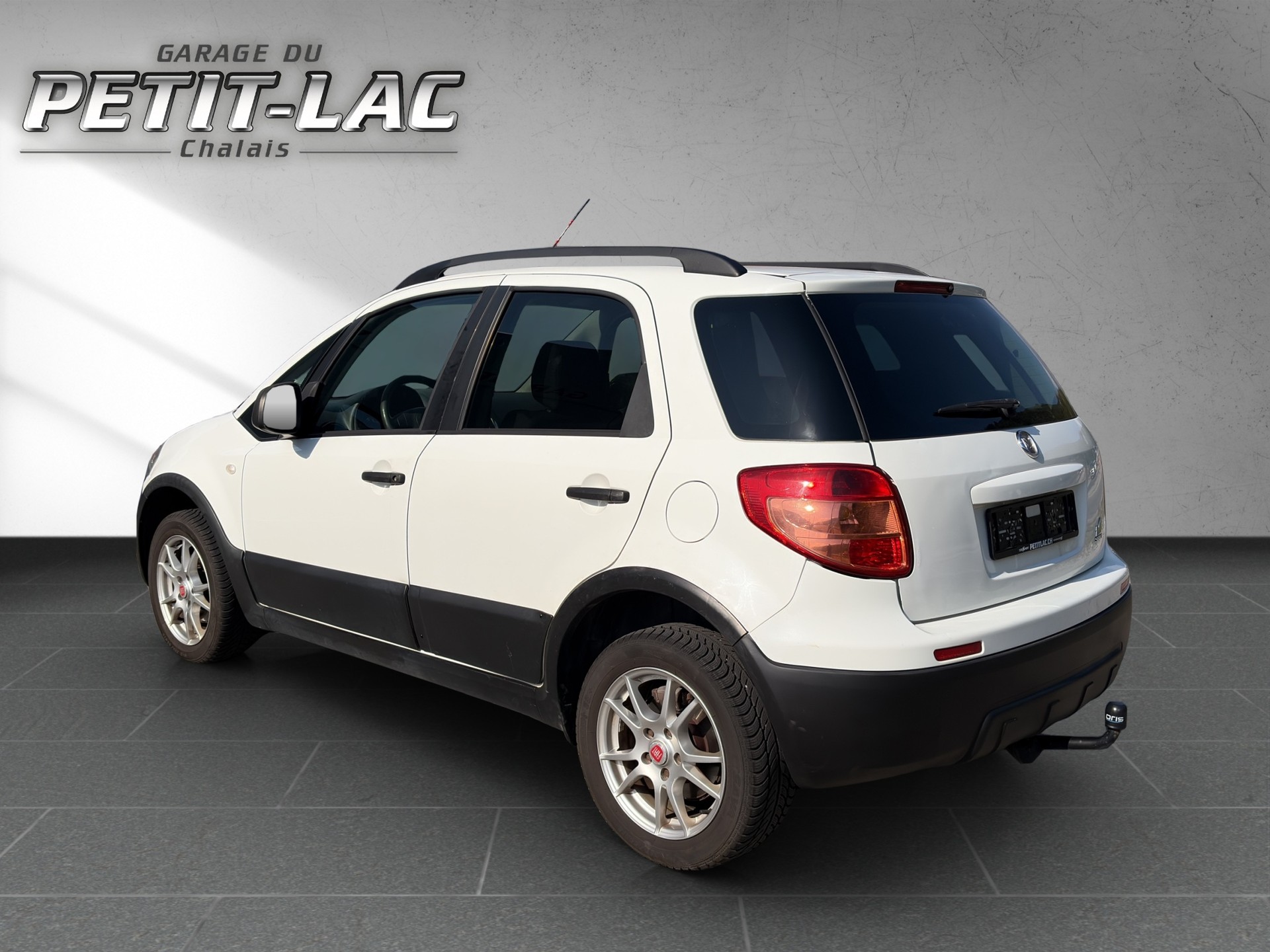 FIAT Sedici 1.6 4WD Emotion-image-5