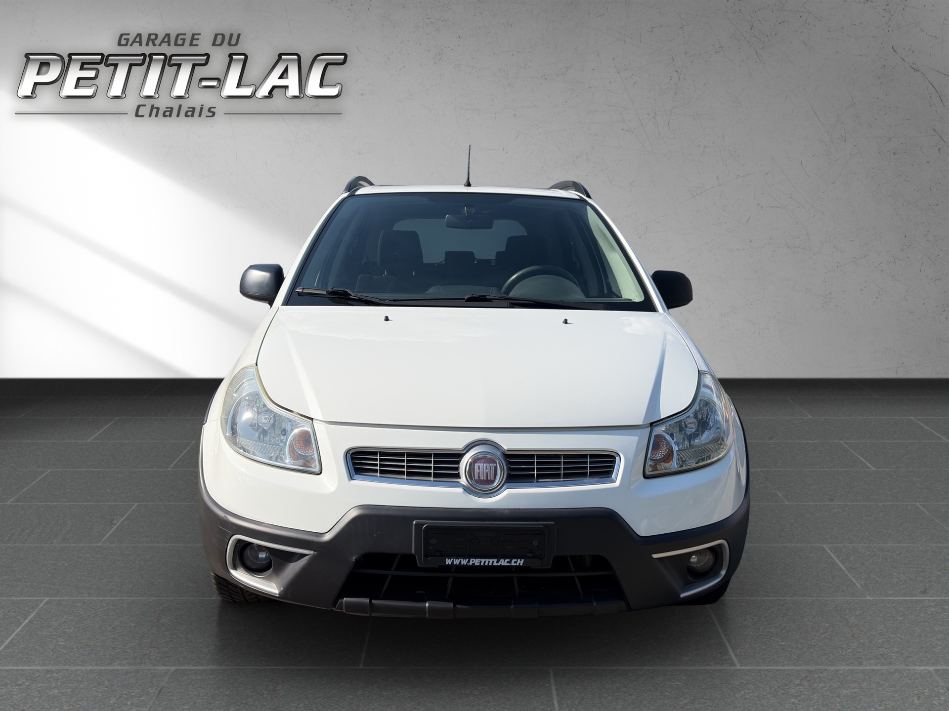 FIAT Sedici 1.6 4WD Emotion-image-1