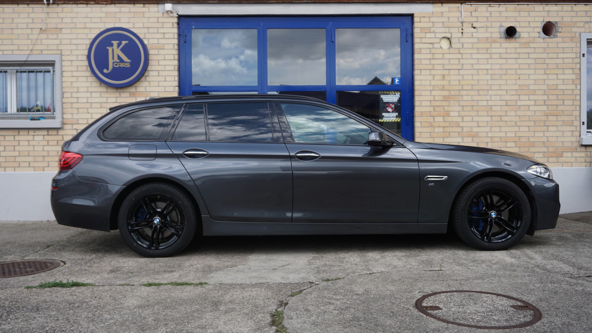 BMW 525d Touring xDrive Steptronic-image-5