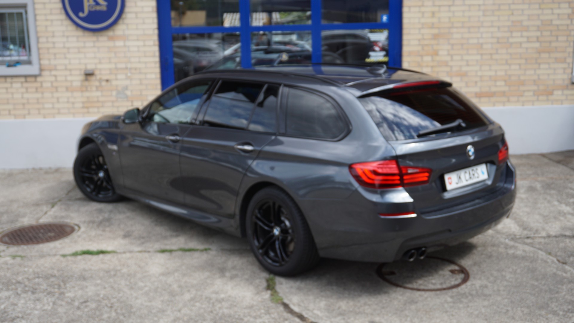 BMW 525d Touring xDrive Steptronic-image-8