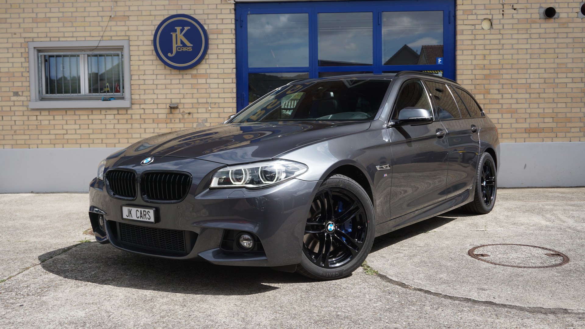 BMW 525d Touring xDrive Steptronic-image-1
