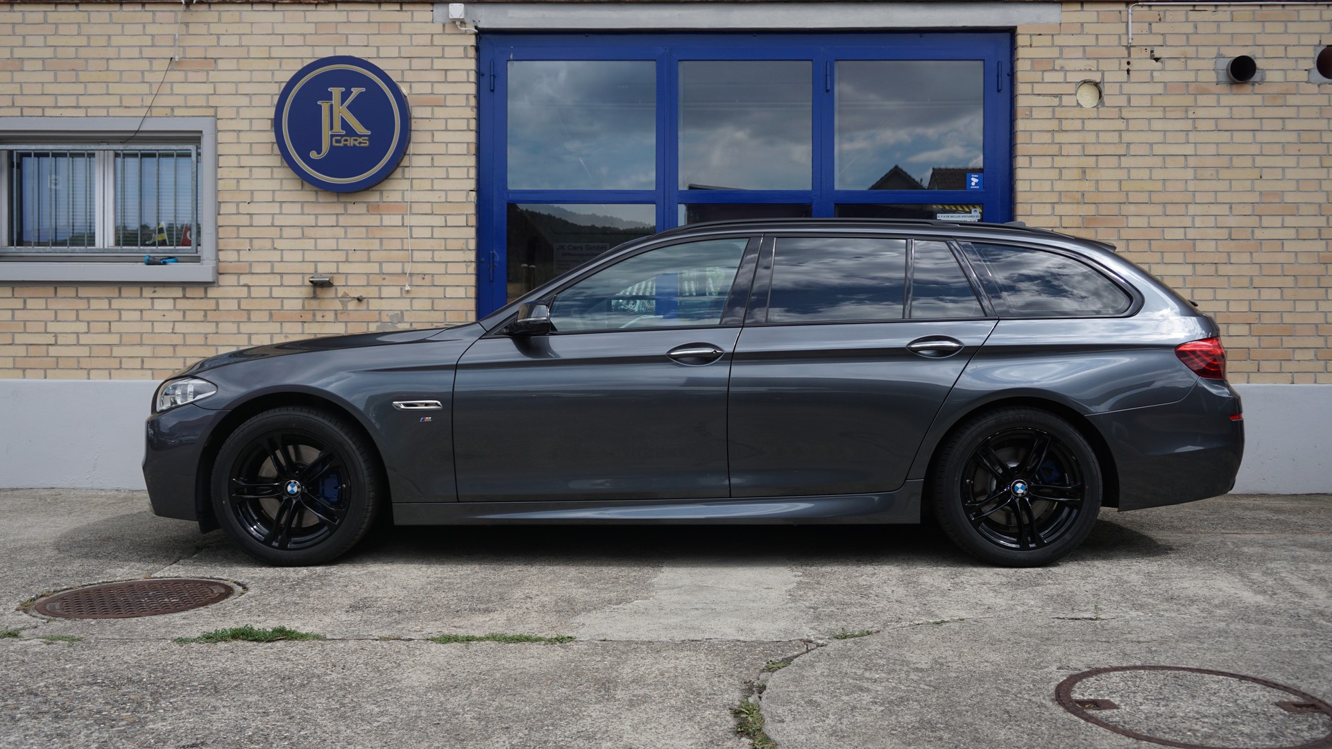 BMW 525d Touring xDrive Steptronic-image-4