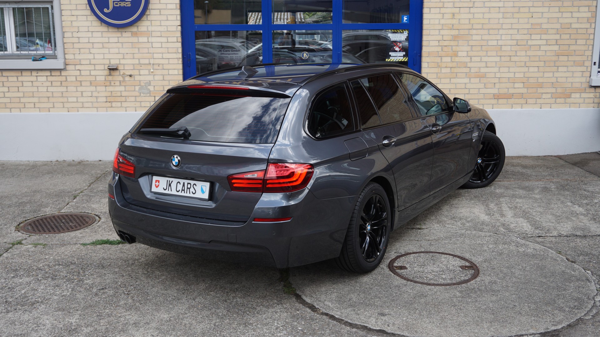 BMW 525d Touring xDrive Steptronic-image-9