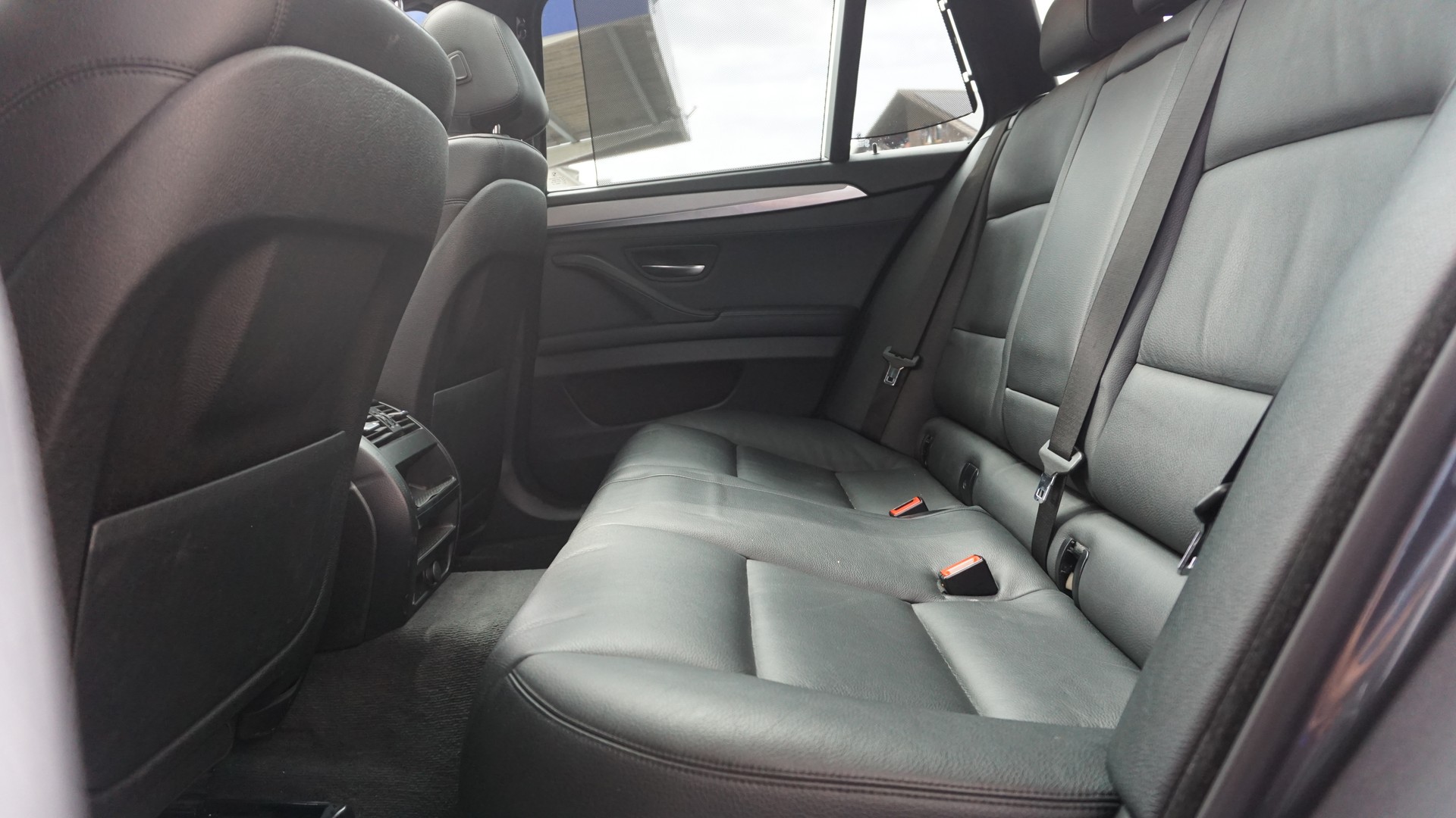 BMW 525d Touring xDrive Steptronic-image-16