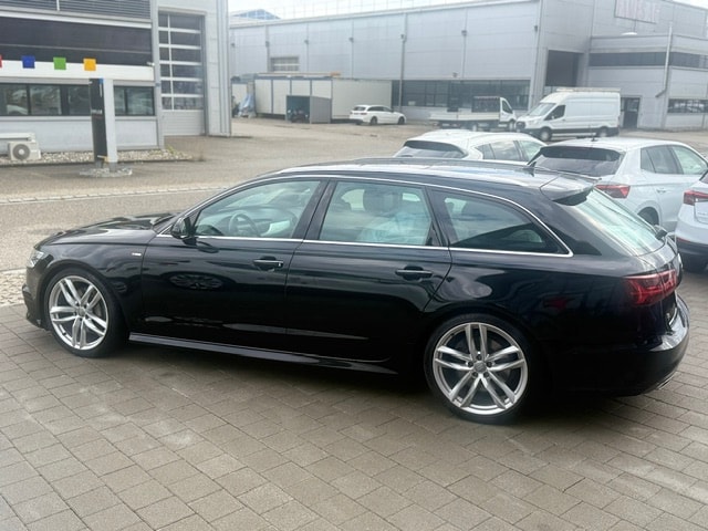 AUDI A6 Avant-image-12