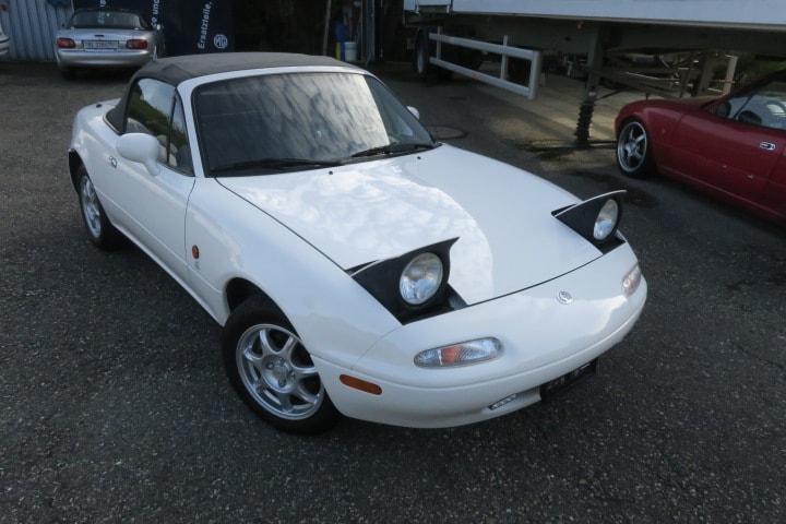 MAZDA 1.8i-16V