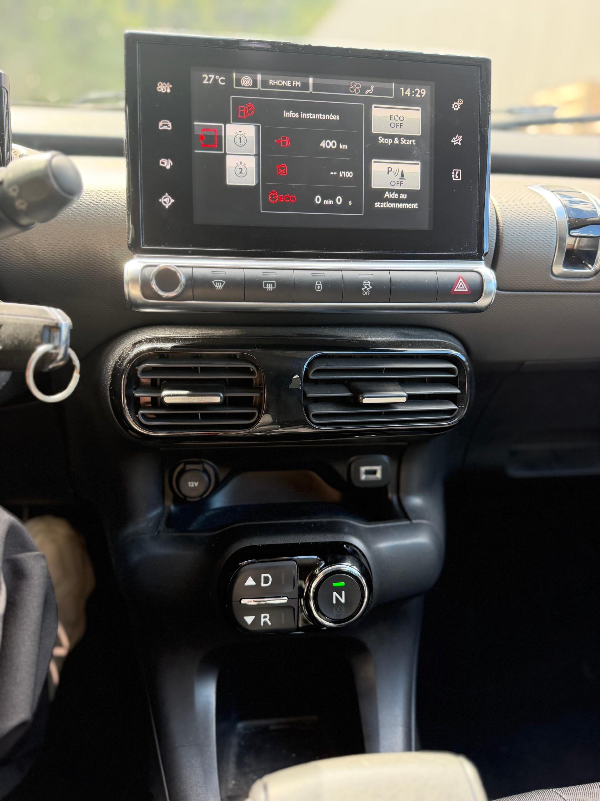 CITROEN C4 Cactus 1.6 e-HDi Feel ETG6-image-12