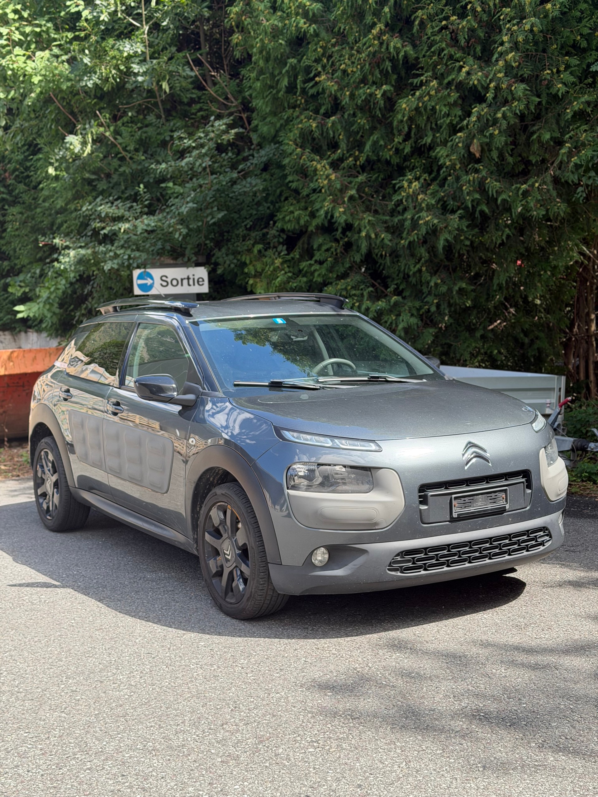 CITROEN C4 Cactus 1.6 e-HDi Feel ETG6-image-2