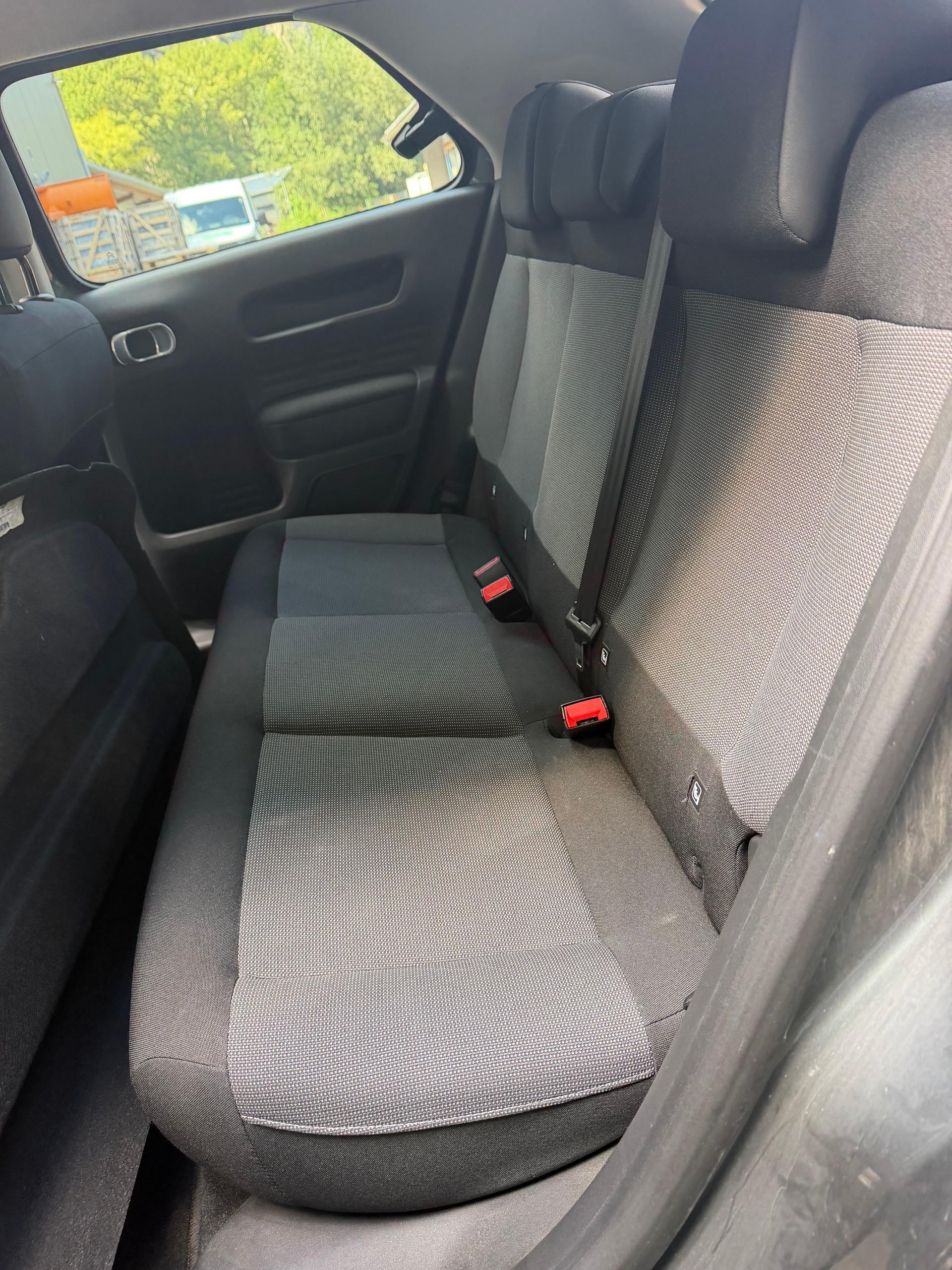 CITROEN C4 Cactus 1.6 e-HDi Feel ETG6-image-7