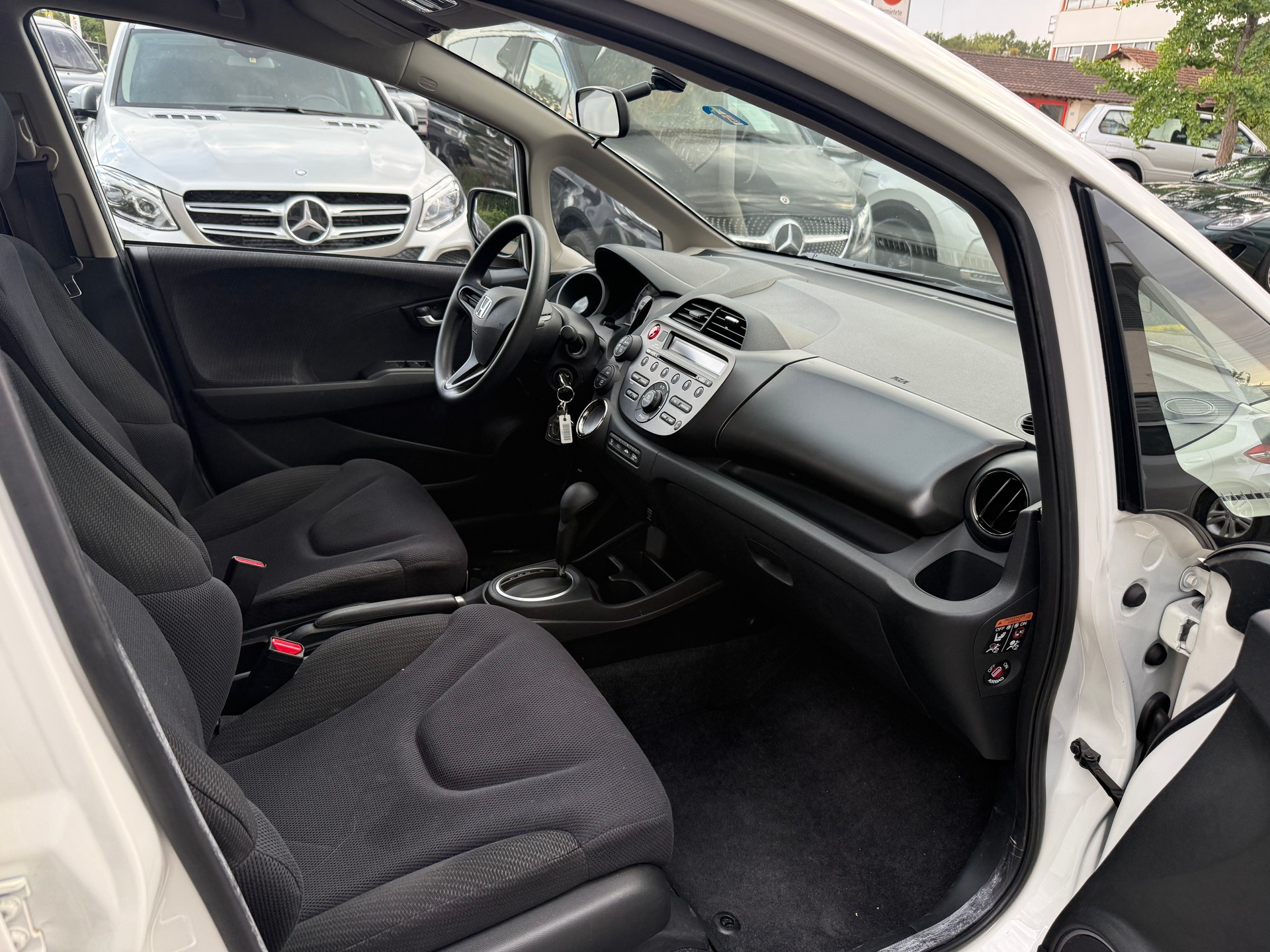 HONDA Jazz 1.3i Hybrid Comfort CVT-image-7