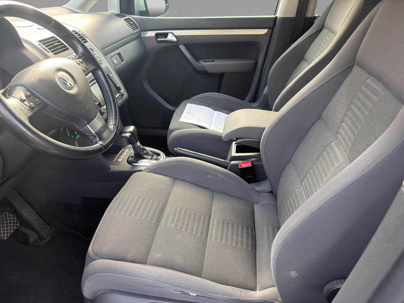 VW Touran 1.4 TSI Highline-image-6