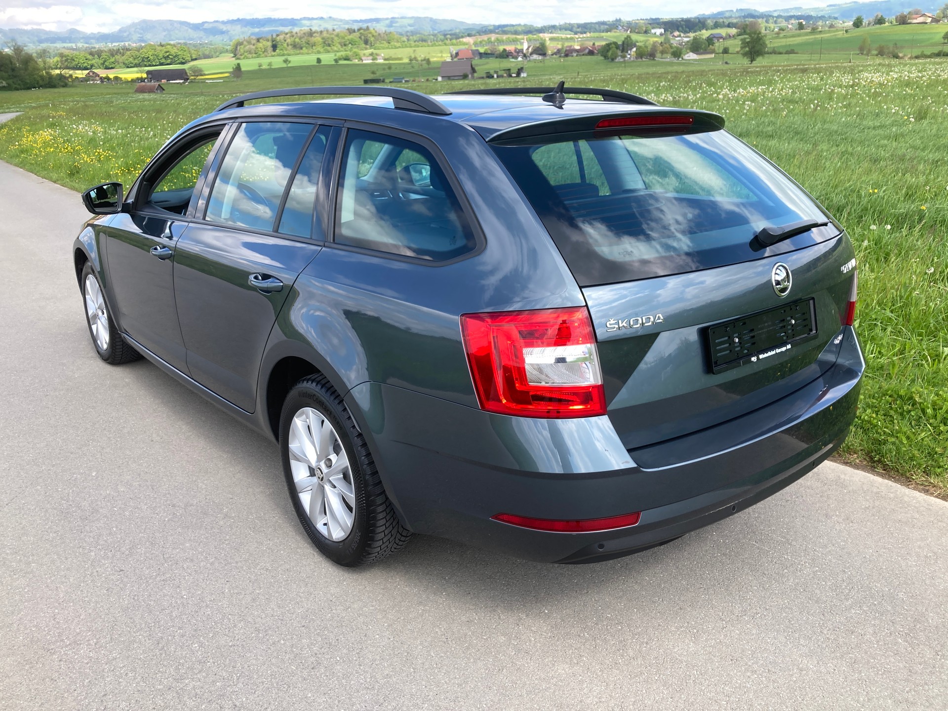 SKODA Octavia Combi 2.0 TDI Ambition 4x4 DSG-image-3