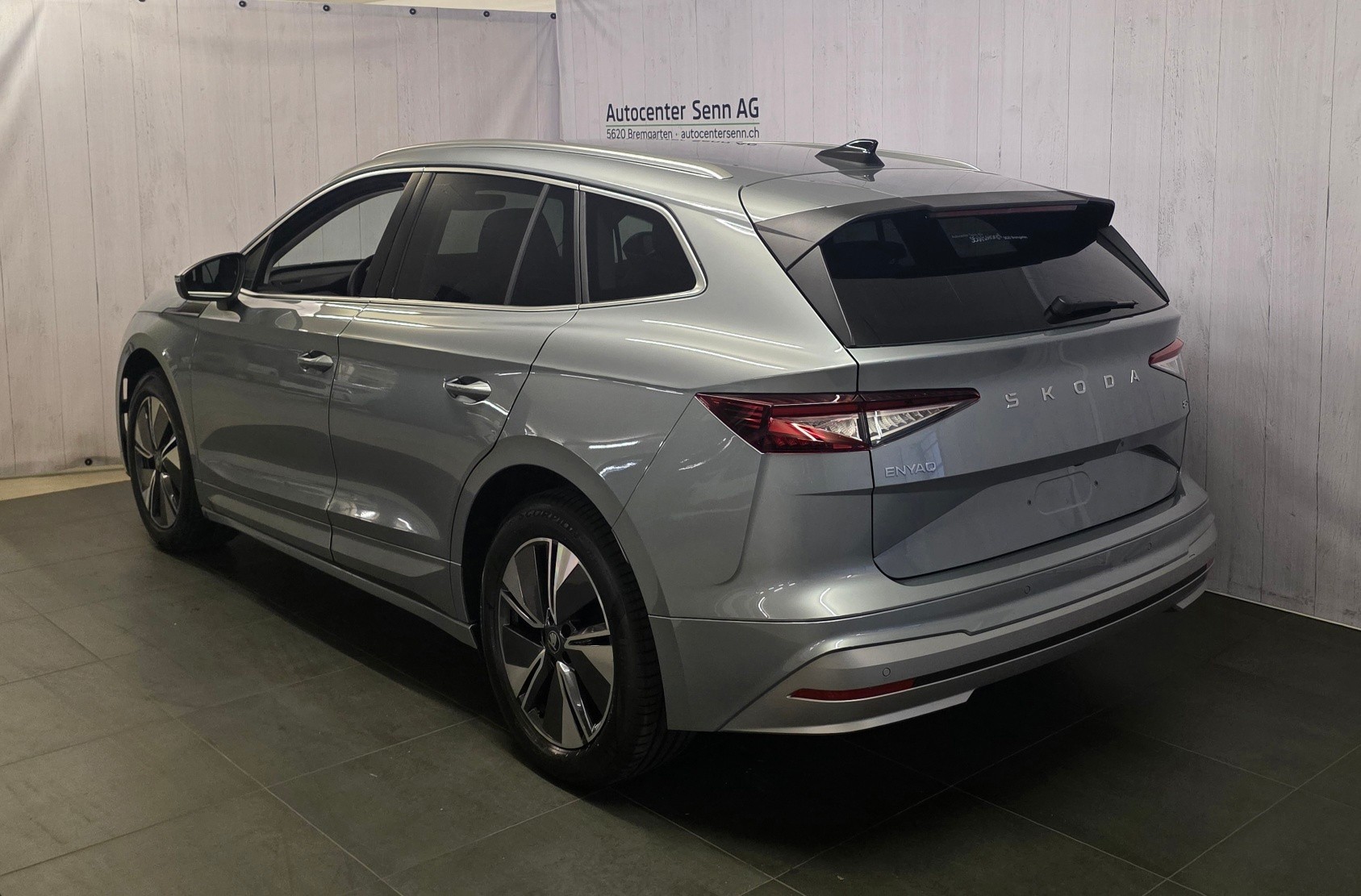 SKODA Enyaq 85 Dynamic-image-3