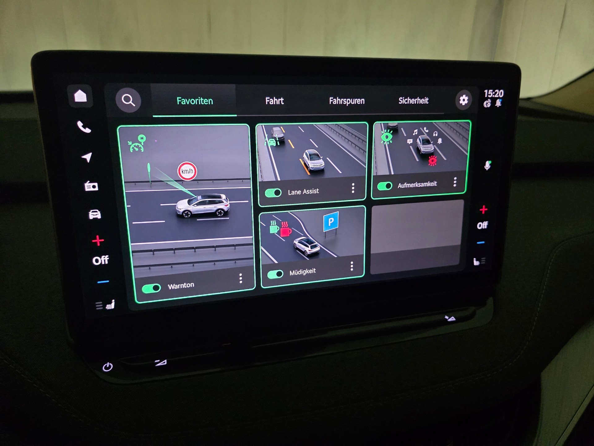 SKODA Enyaq 85 Dynamic-image-17