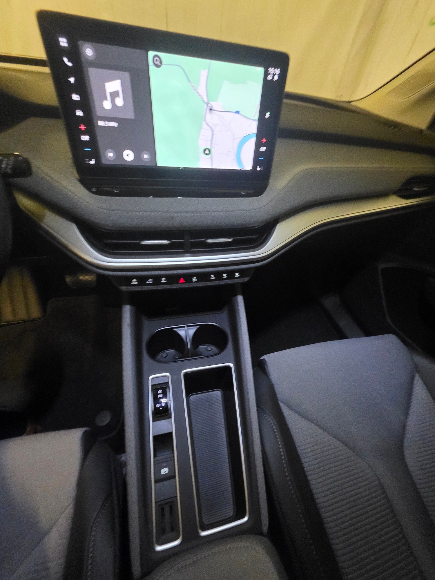 SKODA Enyaq 85 Dynamic-image-13