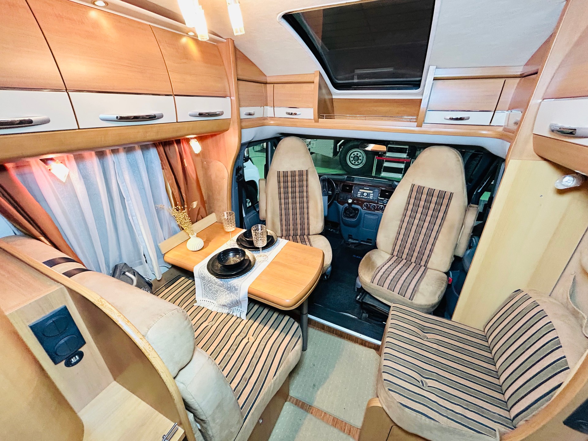 HOBBY T500 Van exclusive-image-6