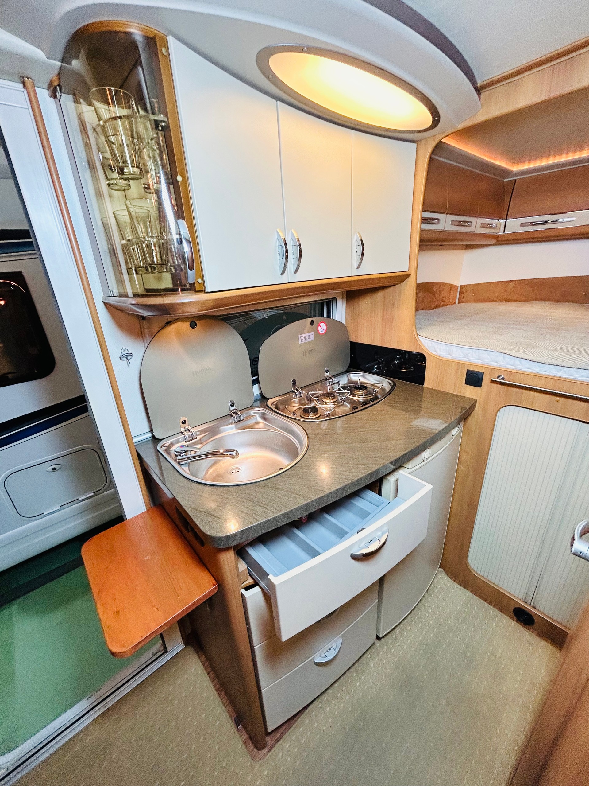 HOBBY T500 Van exclusive-image-10