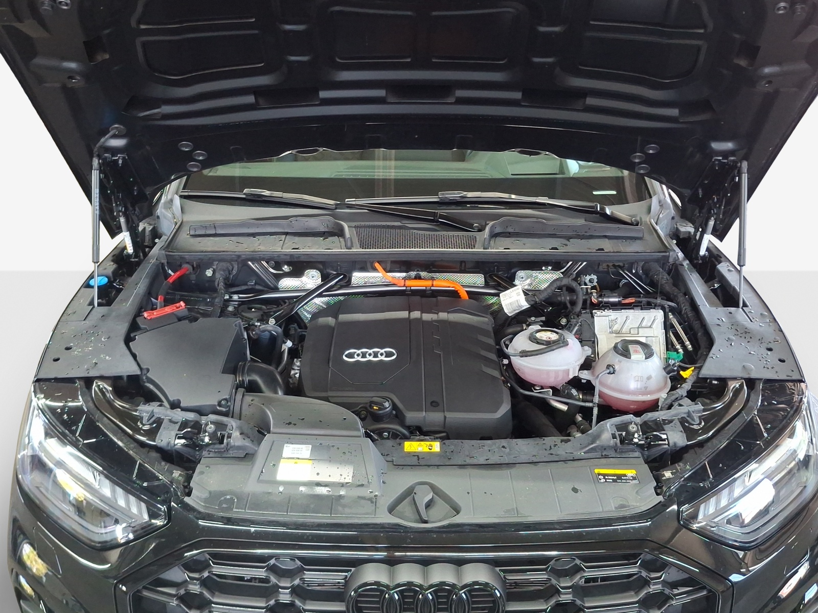 AUDI Q5 55 TFSI e PHEV S line quattro S-tronic-image-16