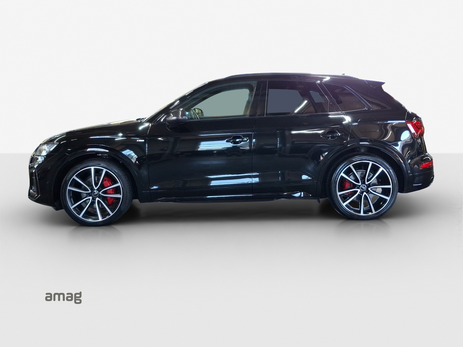 AUDI Q5 55 TFSI e PHEV S line quattro S-tronic-image-1