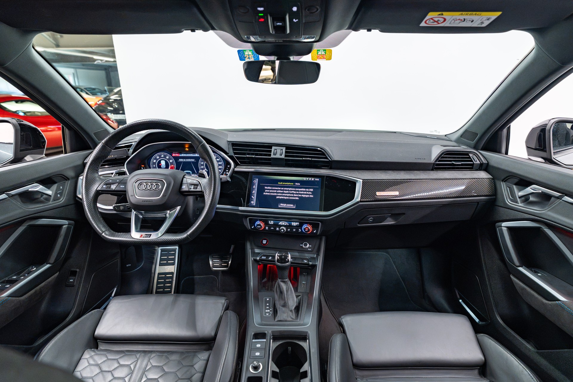 AUDI RS Q3 Sportback quattro S tronic-image-10