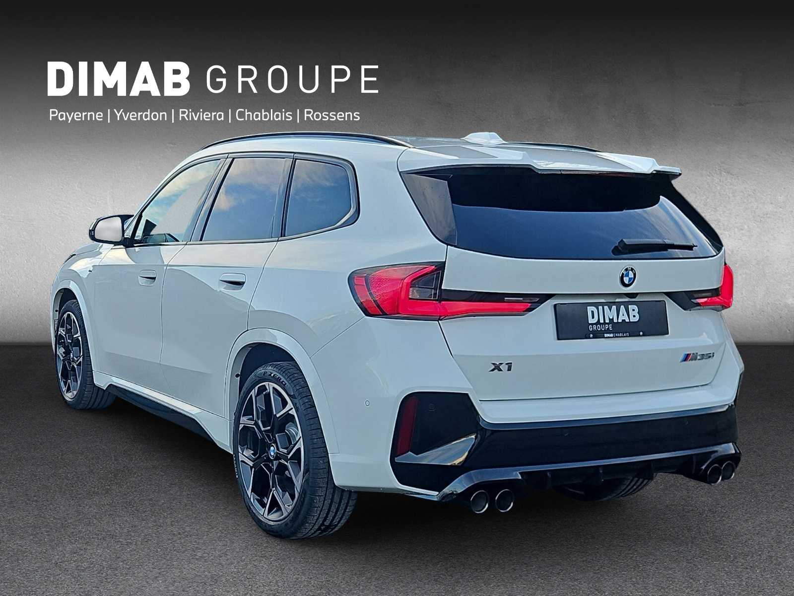 BMW X1 xDrive M35i M-Sport Pro-showroom-element-2