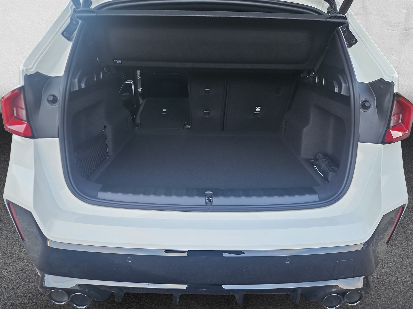BMW X1 xDrive M35i M-Sport Pro-image-9