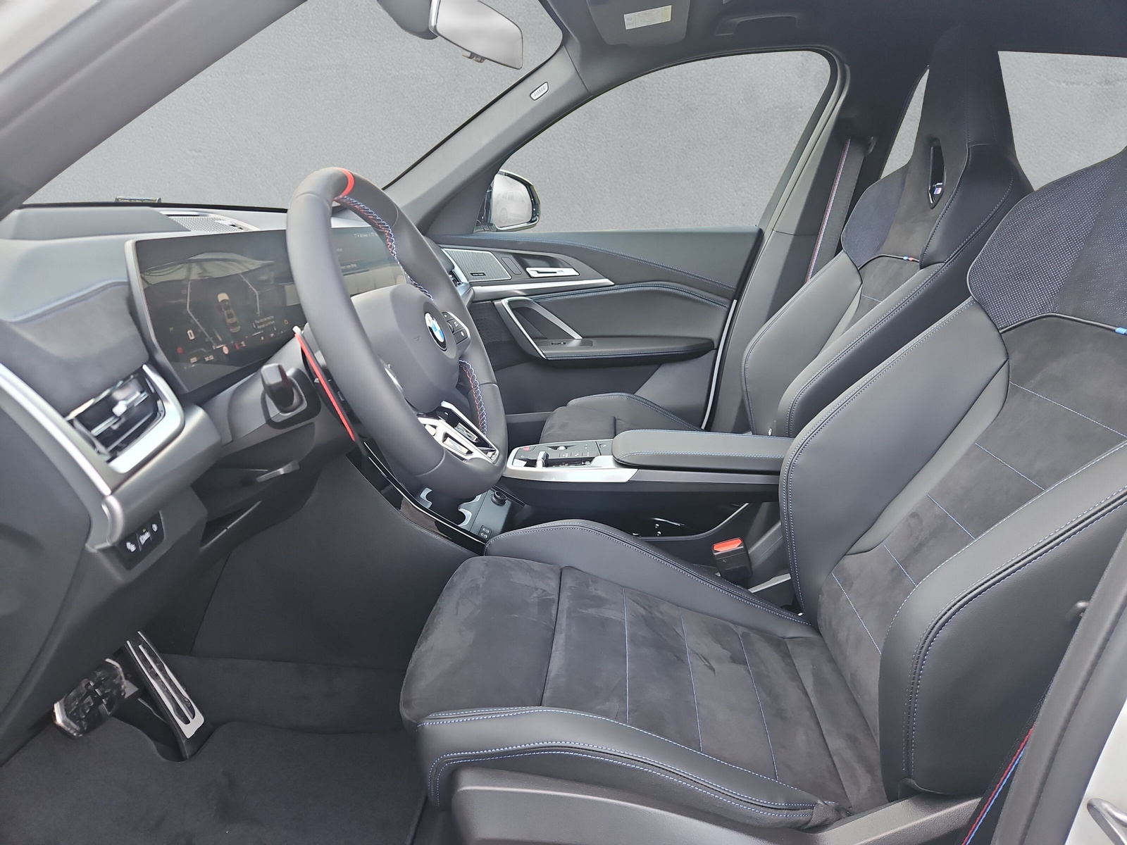 BMW X1 xDrive M35i M-Sport Pro-image-10