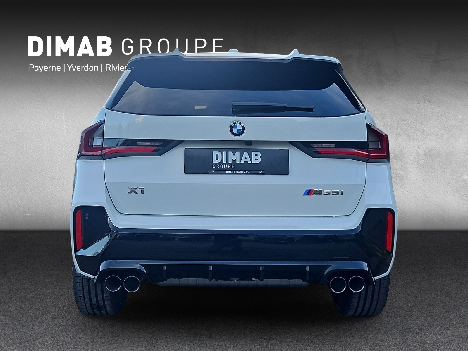 BMW X1 xDrive M35i M-Sport Pro-showroom-element-3