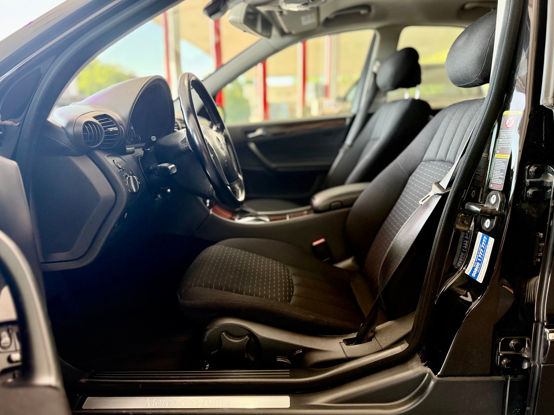 MERCEDES-BENZ C 220 CDI Elégance FACELIFT-image-13