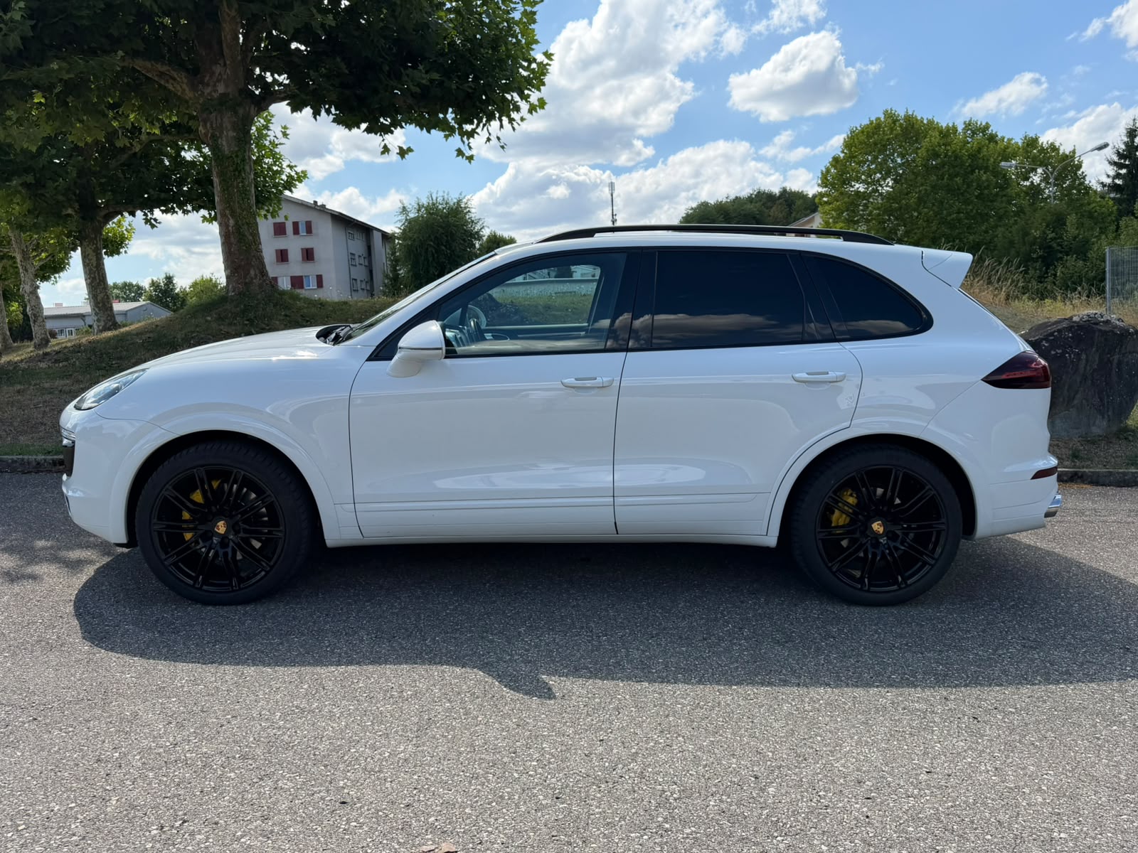 PORSCHE Cayenne S Diesel-image-1