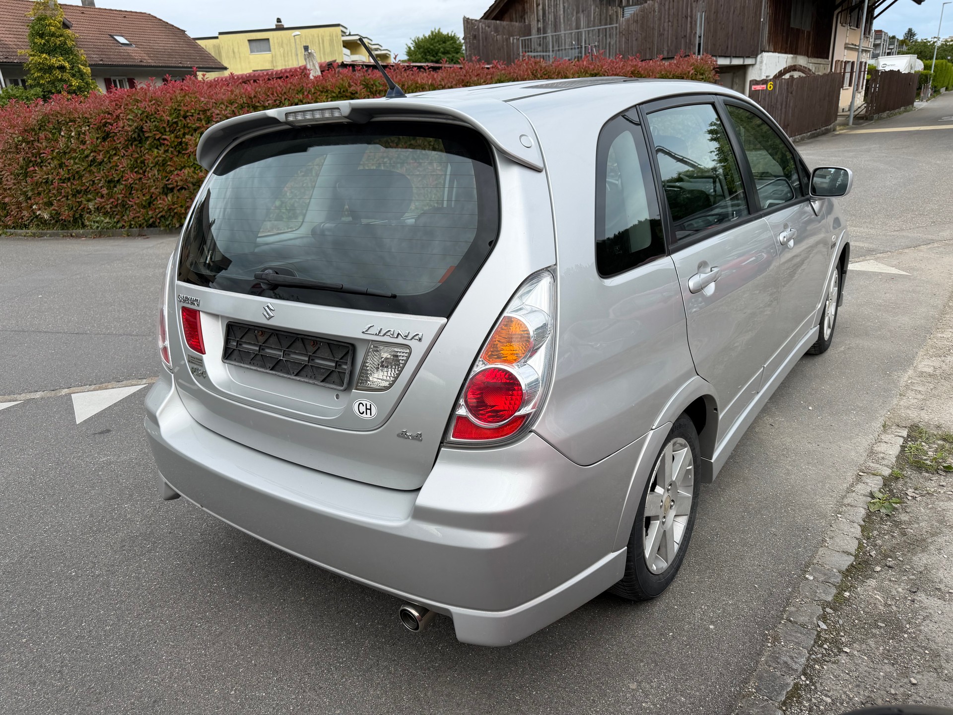 SUZUKI Liana 1.6 16V GL Top 25th Anniversary Edition 4WD-ab Mfk-image-3