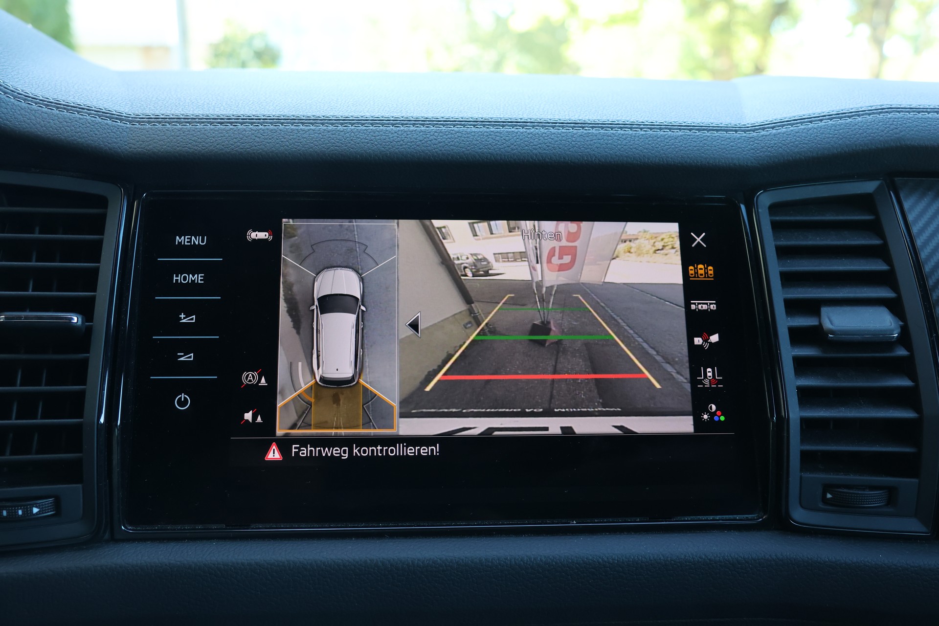 SKODA Kodiaq 2.0 TDI CR SportLine 4x4 DSG-image-21