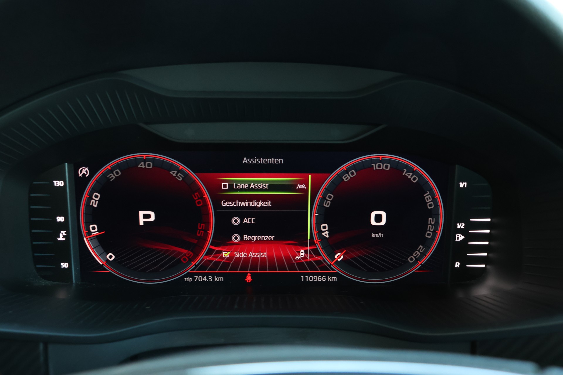 SKODA Kodiaq 2.0 TDI CR SportLine 4x4 DSG-image-18