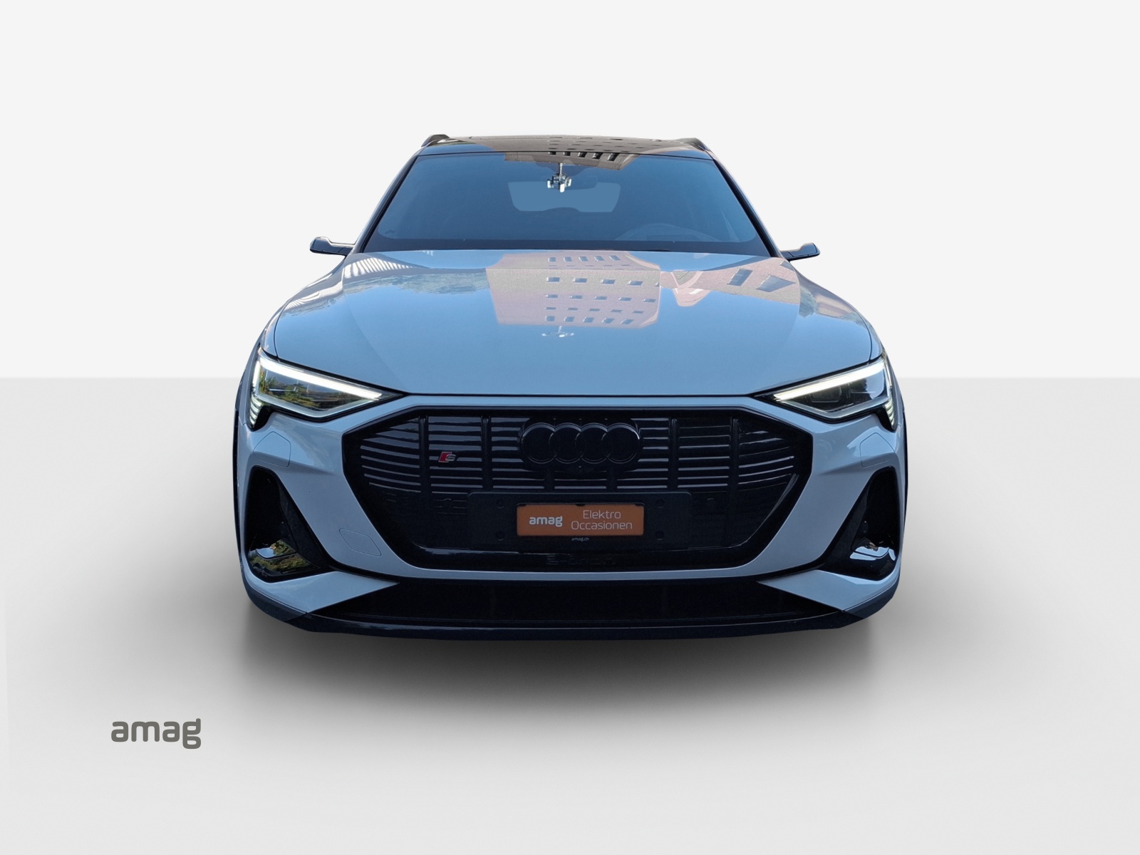 AUDI e-tron S Sportback quattro-image-7