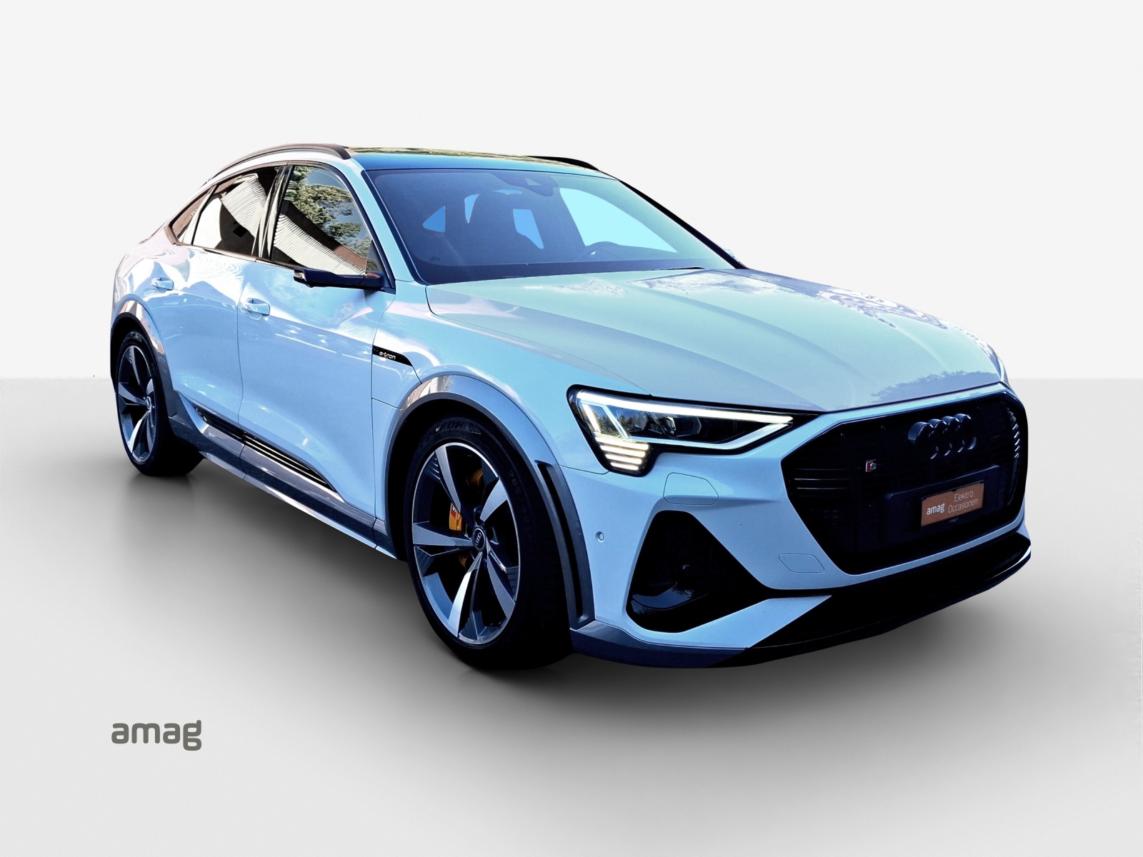 AUDI e-tron S Sportback quattro-image-6