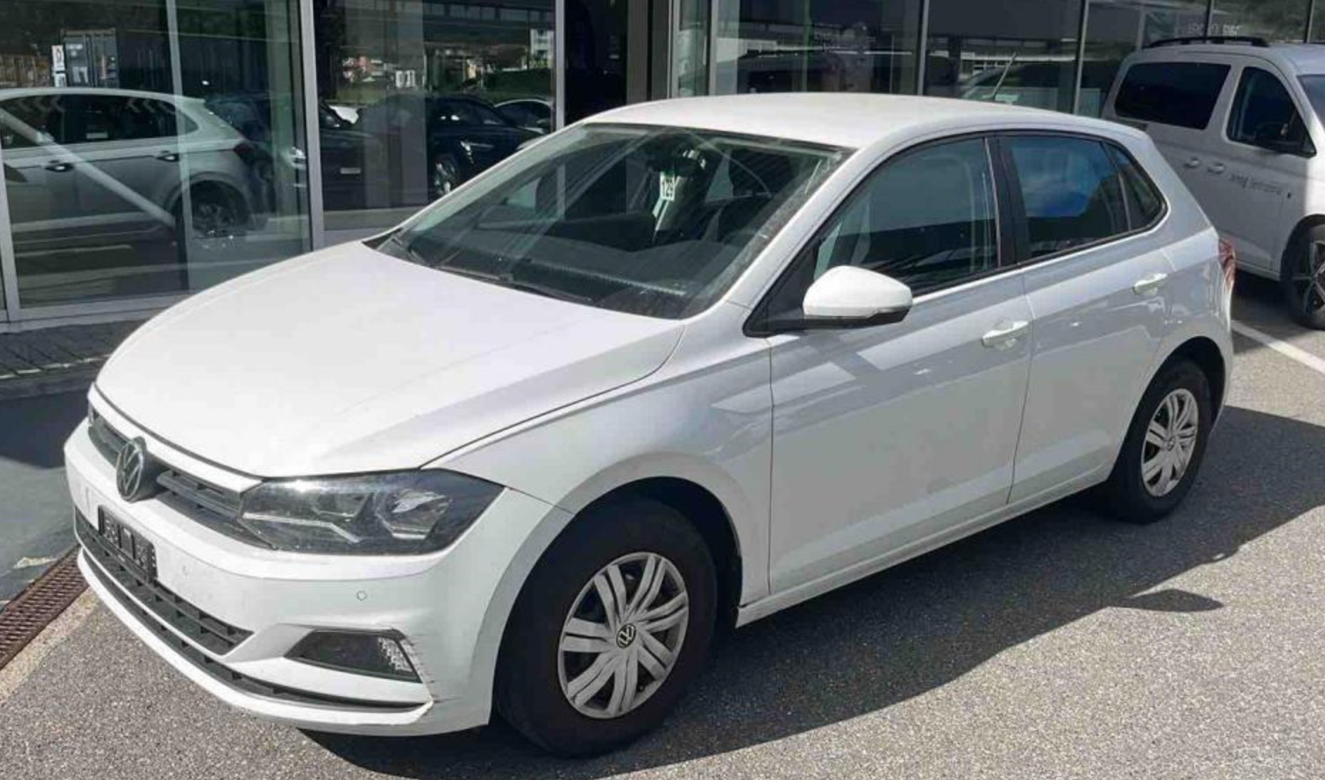 VW Polo 1.0 TSI BMT Trendline-image-0